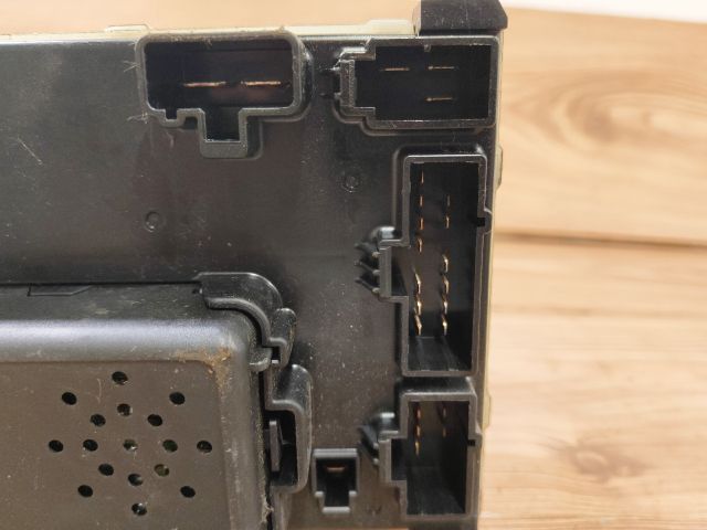 bontott FORD MONDEO I Biztosítéktábla Utastér