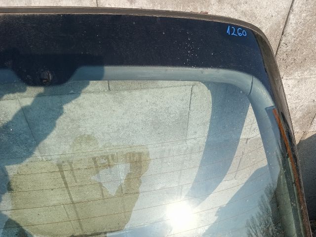 bontott FORD MONDEO I Csomagtérajtó (Részeivel)