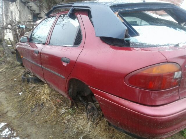 bontott FORD MONDEO I Csomagtérajtó (Részeivel)