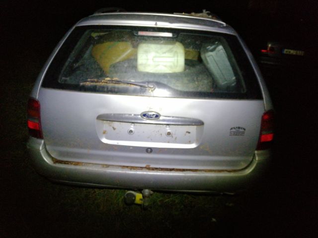 bontott FORD MONDEO I Csomagtérajtó (Részeivel)