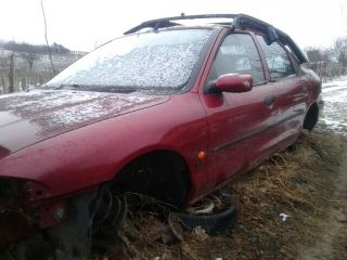 bontott FORD MONDEO I Csomagtérajtó (Részeivel)