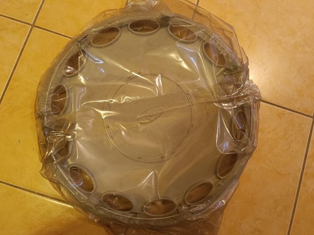 bontott FORD MONDEO I Dísztárcsa (1 db)