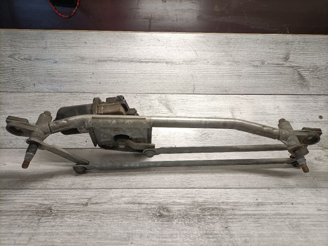 bontott FORD MONDEO I Első Ablaktörlő Szerkezet Motorral