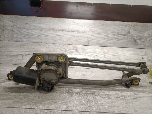 bontott FORD MONDEO I Első Ablaktörlő Szerkezet Motorral