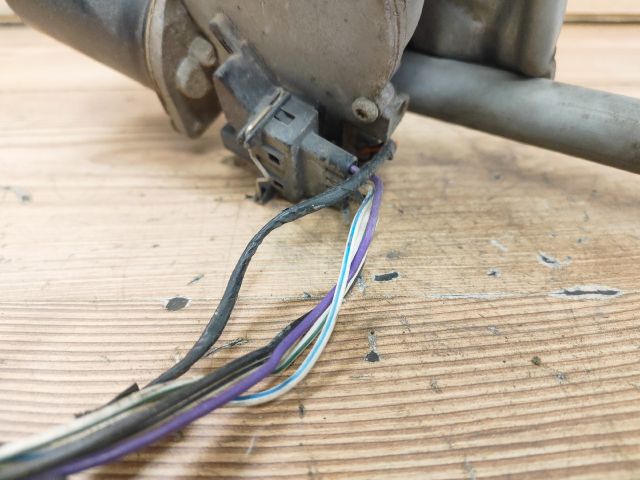 bontott FORD MONDEO I Első Ablaktörlő Szerkezet Motorral