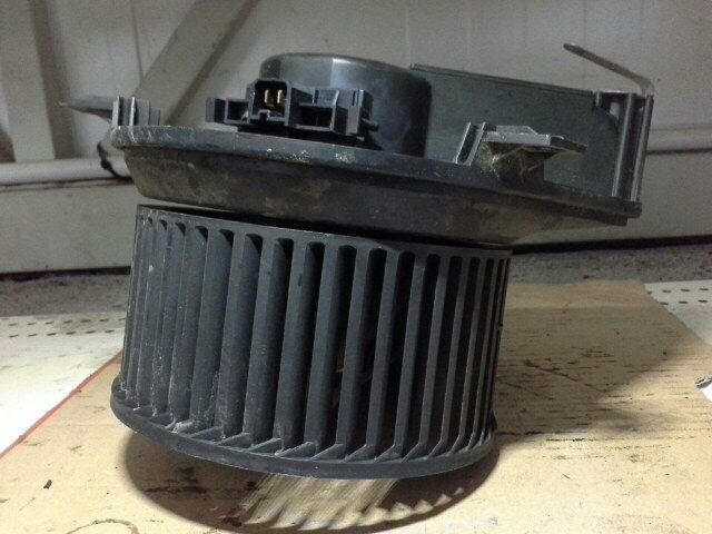 bontott FORD MONDEO I Fűtőmotor (Klímás)