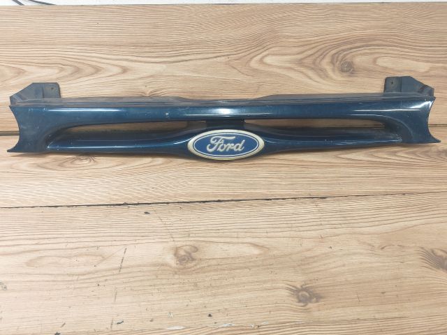 bontott FORD MONDEO I Hűtőrács