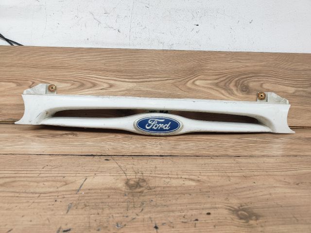 bontott FORD MONDEO I Hűtőrács