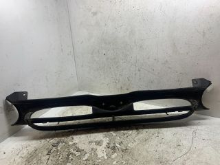 bontott FORD MONDEO I Hűtőrács