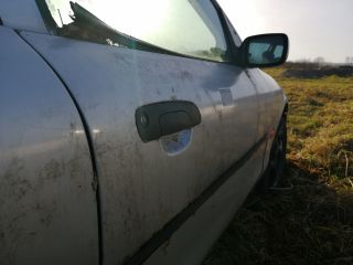 bontott FORD MONDEO I Jobb első Ajtó (Részeivel)