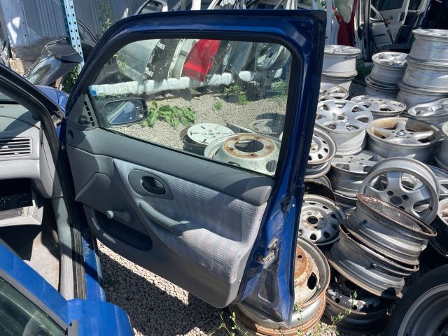 bontott FORD MONDEO I Jobb első Ajtó (Üres lemez)