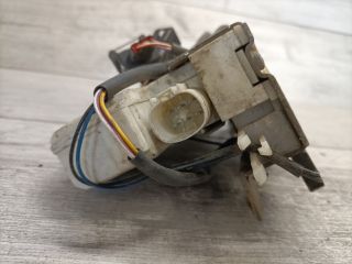 bontott FORD MONDEO I Jobb első Ajtózár