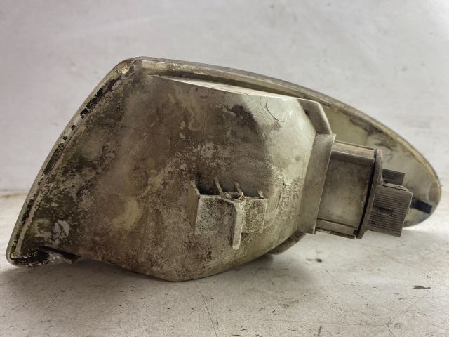 bontott FORD MONDEO I Jobb első Irányjelző