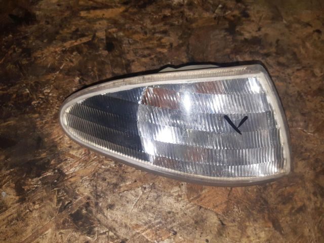 bontott FORD MONDEO I Jobb első Irányjelző