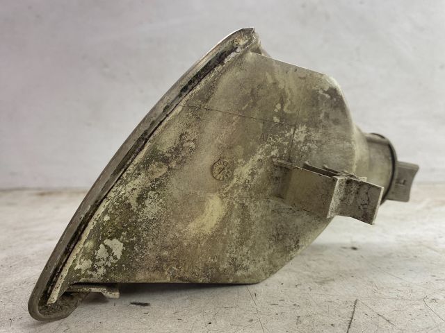 bontott FORD MONDEO I Jobb első Irányjelző