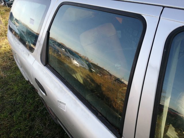 bontott FORD MONDEO I Jobb hátsó Ajtó (Részeivel)