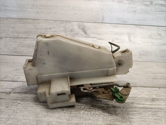 bontott FORD MONDEO I Jobb hátsó Ajtózár