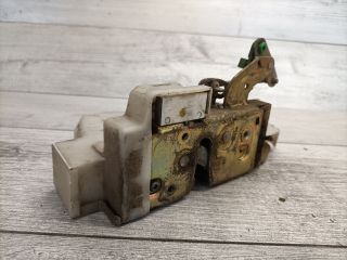 bontott FORD MONDEO I Jobb hátsó Ajtózár