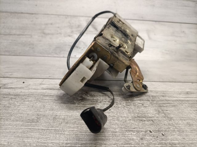 bontott FORD MONDEO I Jobb hátsó Ajtózár