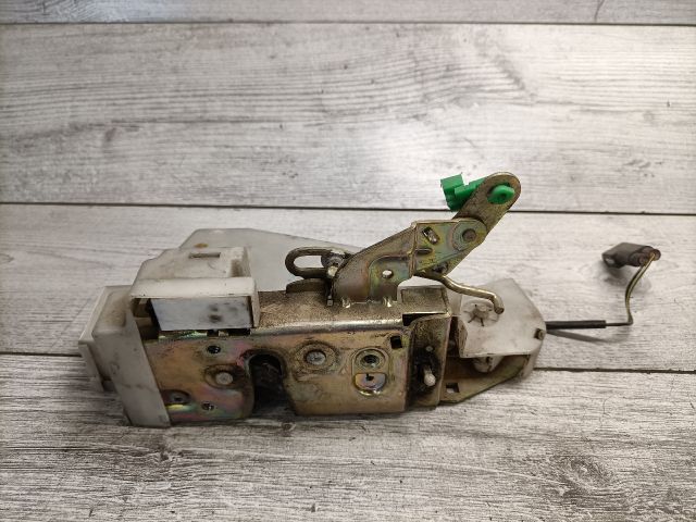 bontott FORD MONDEO I Jobb hátsó Ajtózár