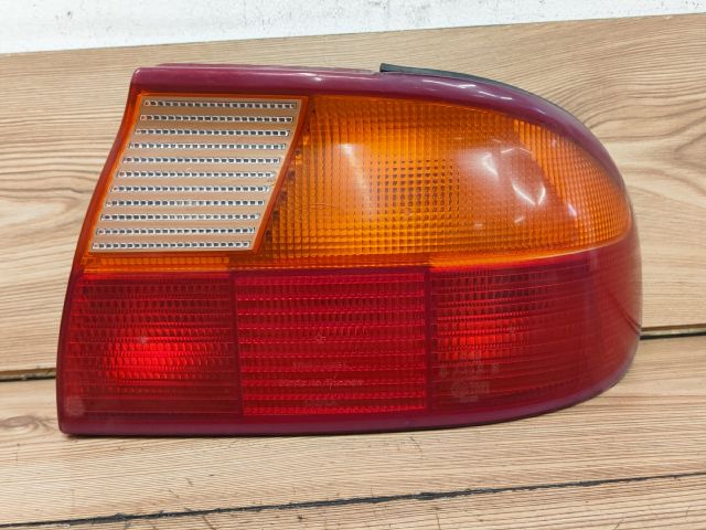 bontott FORD MONDEO I Jobb Hátsó Lámpa