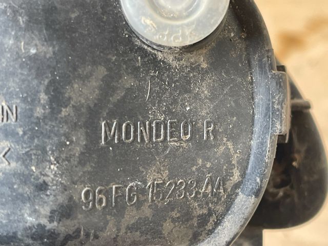 bontott FORD MONDEO I Jobb Ködfényszóró