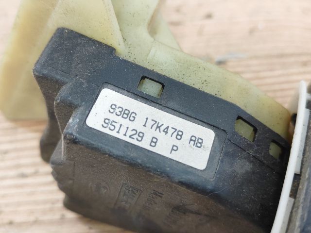 bontott FORD MONDEO I Jobb Kormánykapcsoló Ablaktörlő