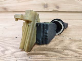 bontott FORD MONDEO I Jobb Kormánykapcsoló Ablaktörlő