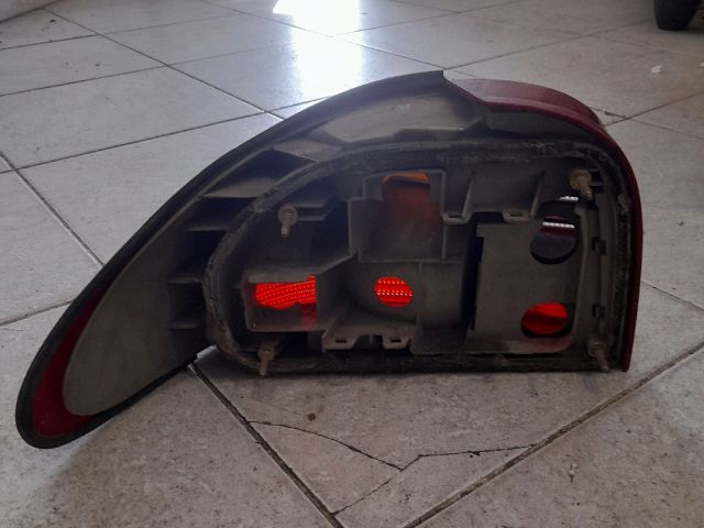 bontott FORD MONDEO I Jobb Külső Hátsó Lámpa