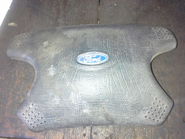 bontott FORD MONDEO I Kormánylégzsák