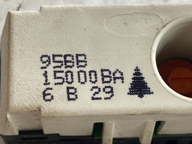 bontott FORD MONDEO I Multifunkciós Kijelző