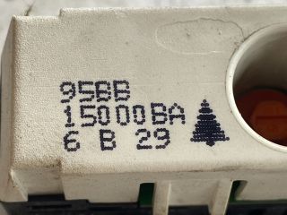 bontott FORD MONDEO I Multifunkciós Kijelző