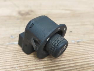 bontott FORD MONDEO I Tükör Kapcsoló