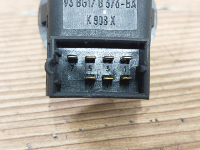 bontott FORD MONDEO I Tükör Kapcsoló