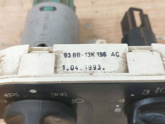 bontott FORD MONDEO I Világítás Kapcsoló