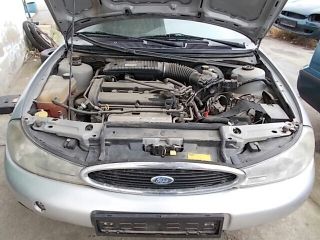 bontott FORD MONDEO II Bal első Rugó