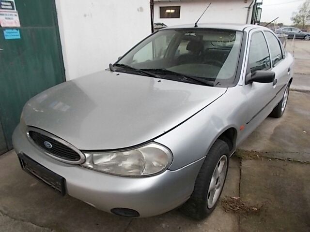 bontott FORD MONDEO II Bal első Rugó