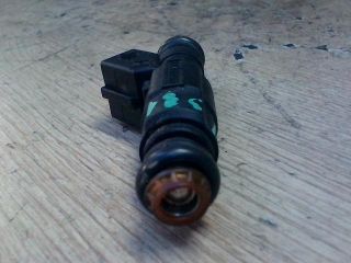 bontott FORD MONDEO II Porlasztó (1 db)