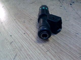 bontott FORD MONDEO II Porlasztó (1 db)