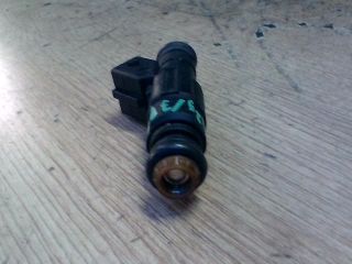 bontott FORD MONDEO II Porlasztó (1 db)