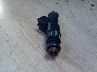 bontott FORD MONDEO II Porlasztó (1 db)