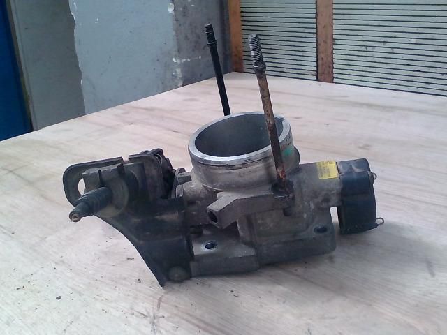 bontott FORD MONDEO II Fojtószelep (Mechanikus)