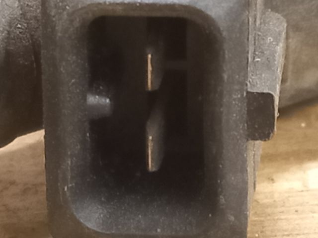 bontott FORD MONDEO II Porlasztó (1 db)