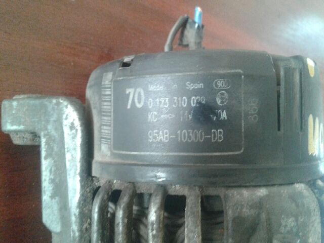 bontott FORD MONDEO II Generátor