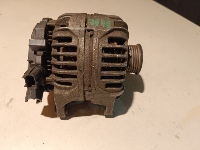 bontott FORD MONDEO II Generátor