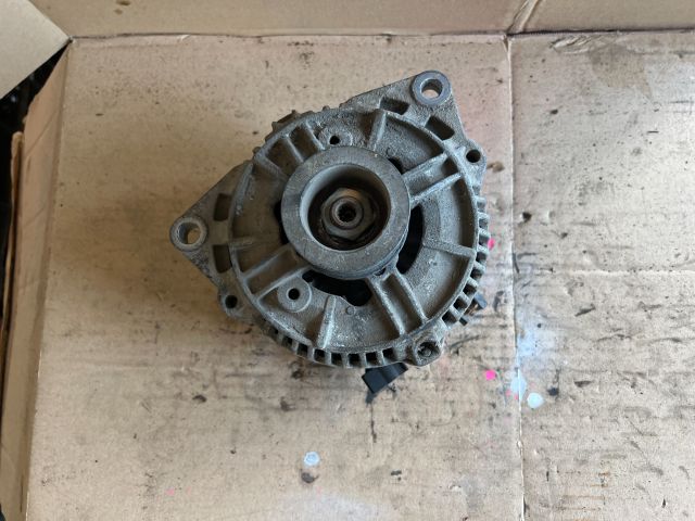 bontott FORD MONDEO II Generátor