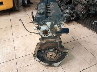 bontott FORD MONDEO II Motor (Fűzött blokk hengerfejjel)