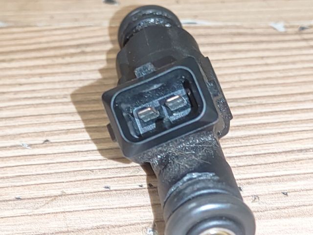 bontott FORD MONDEO II Porlasztó (1 db)