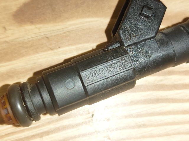 bontott FORD MONDEO II Porlasztó (1 db)