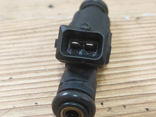 bontott FORD MONDEO II Porlasztó (1 db)